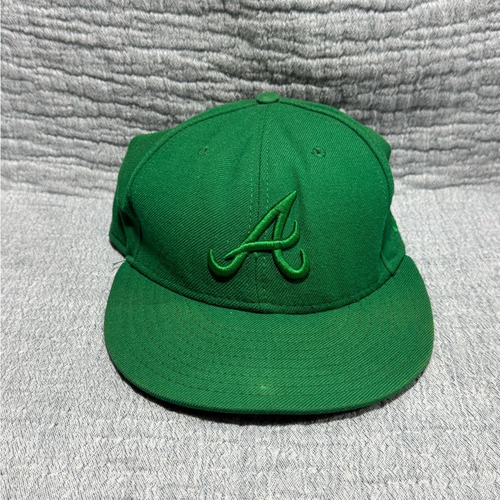 7 1/8 Atlanta Braves Fitted Hat New Era On Field Wool Cap USA Made Green Out